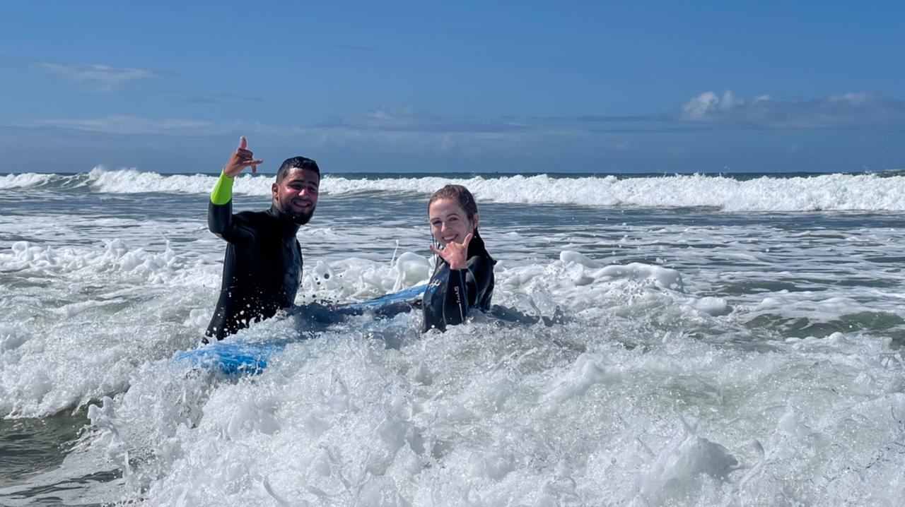 learning to surf in taghazout